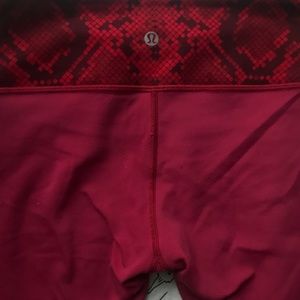 Reversible lululemon leggings